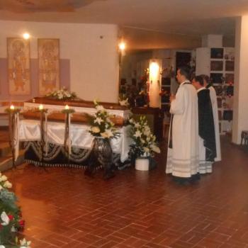 Lúcia testvér temetése